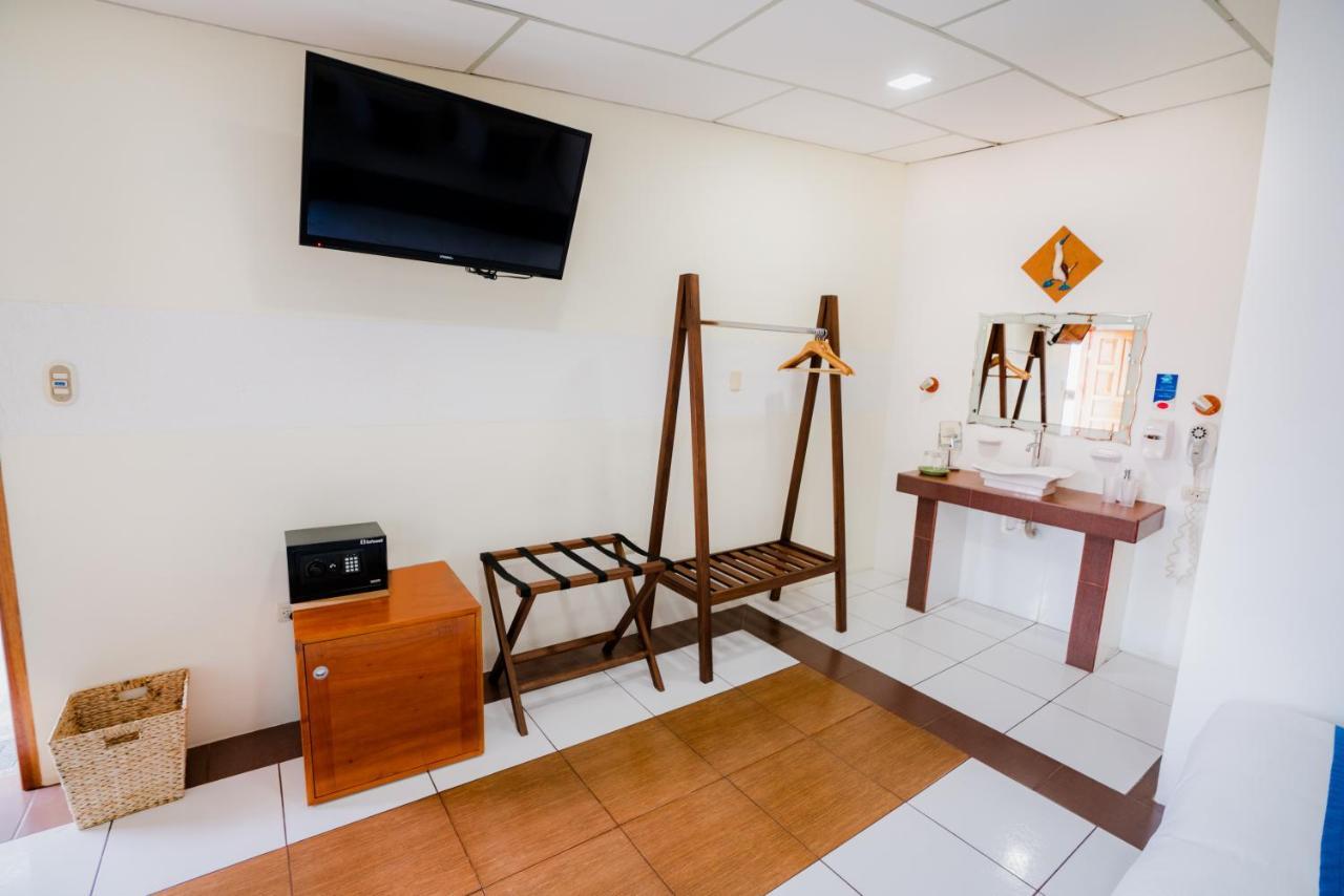 Hotel Palace Galapagos Puerto Ayora  Eksteriør billede